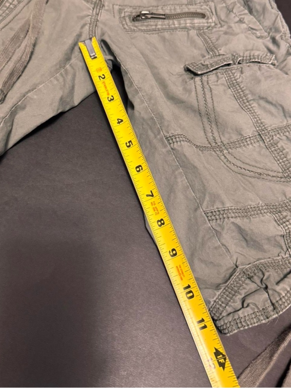 ❌SOLD❌ Vintage Y2K ultra low rise Capri cargo Shorts - Picture 6 of 6